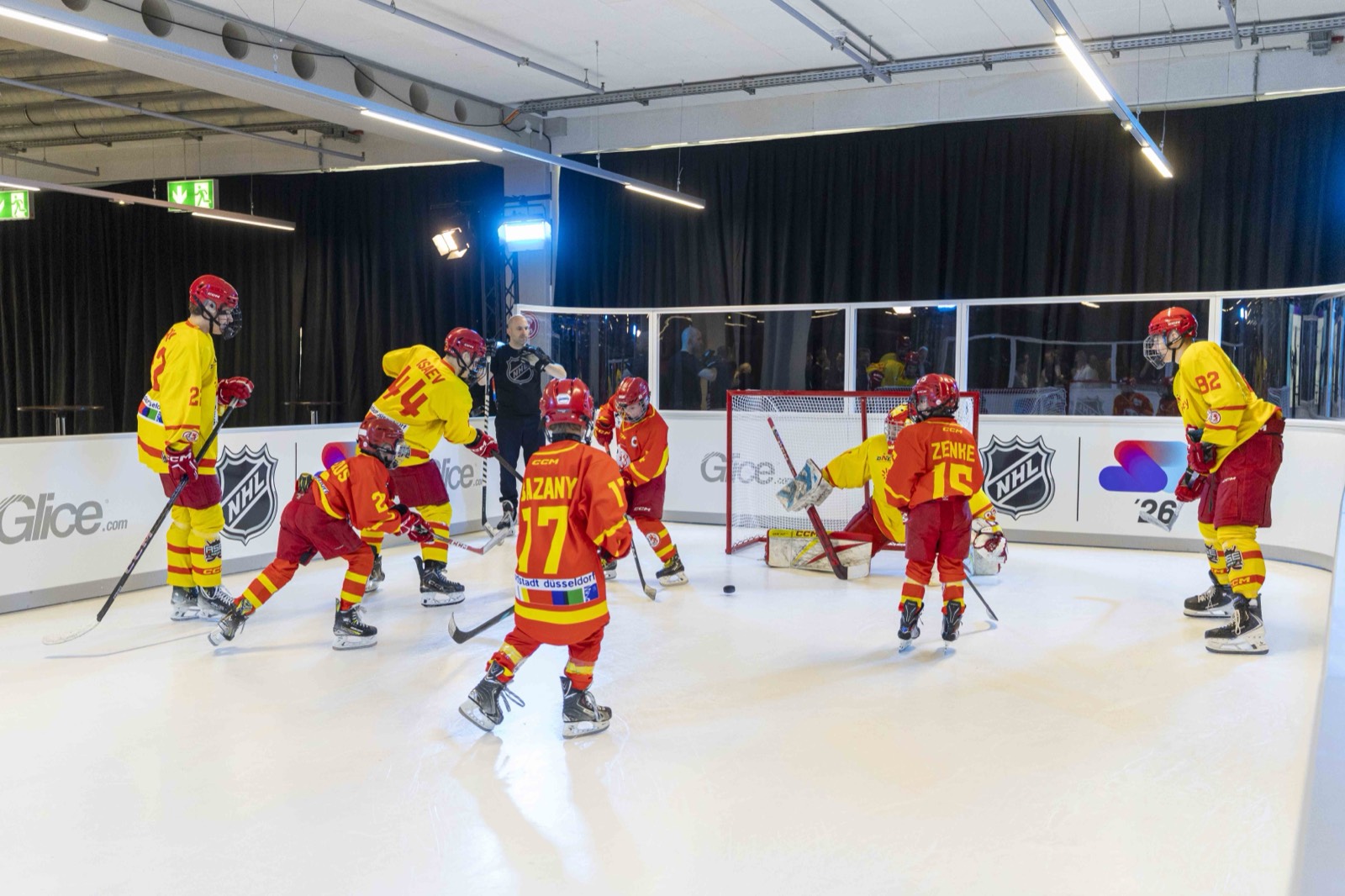 Glice-banen installert direkte på utstillingsgulvet på Sports Innovation Conference 2026