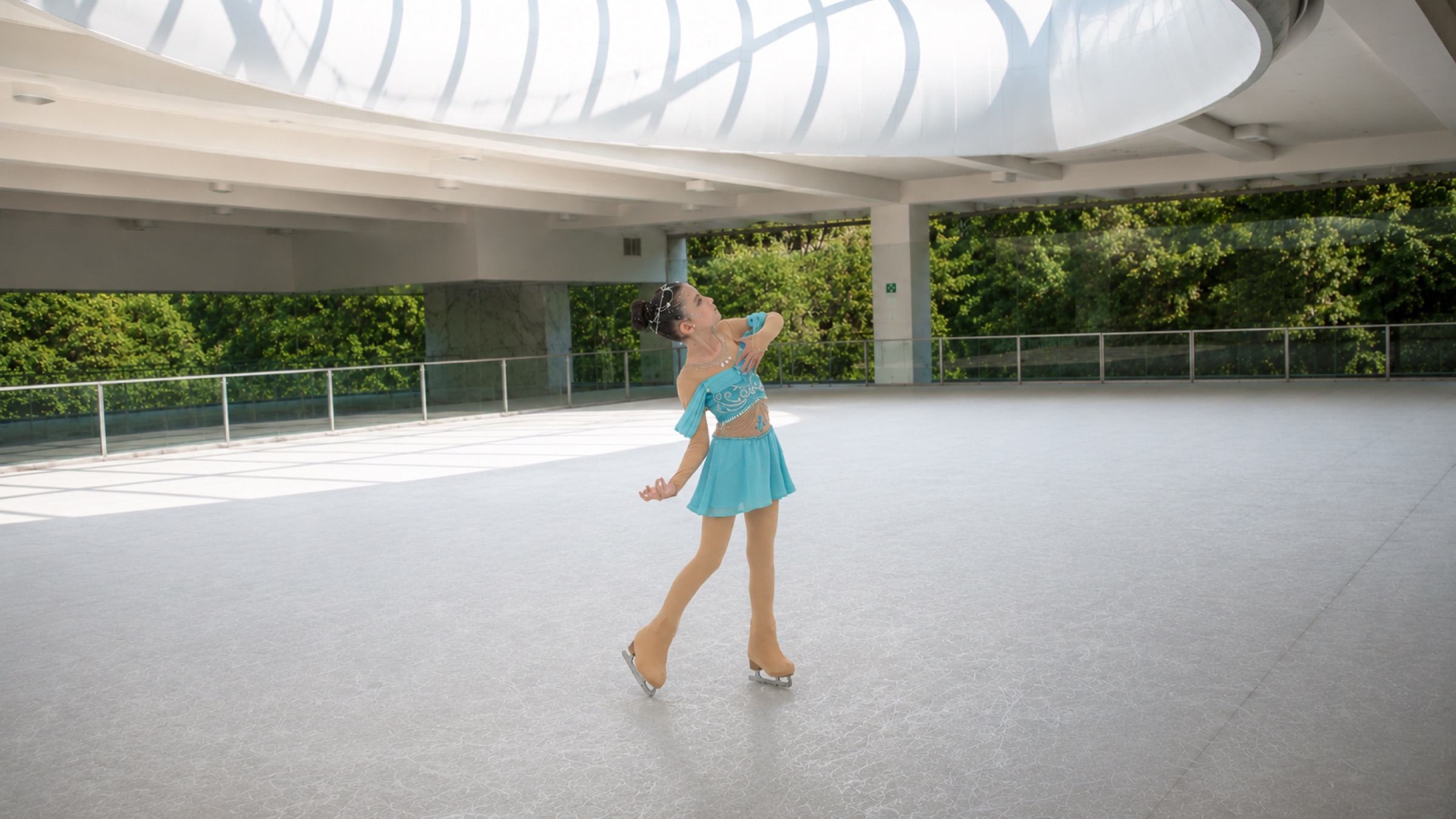 A figure skater training on the Glice rink of Ice Skating Club Centro Asturiano in Mexico City
