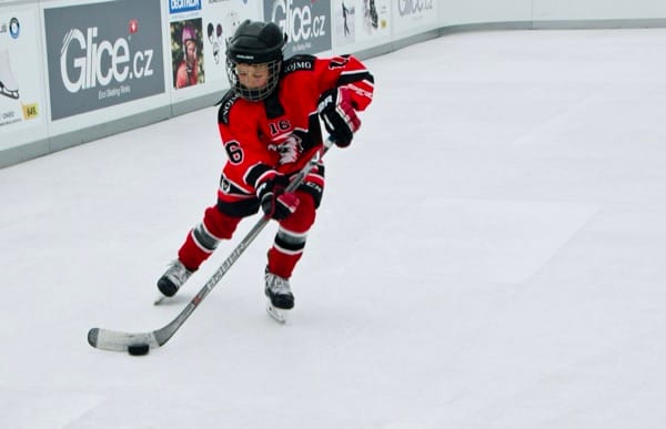 Glice synthetic ice hockey rink