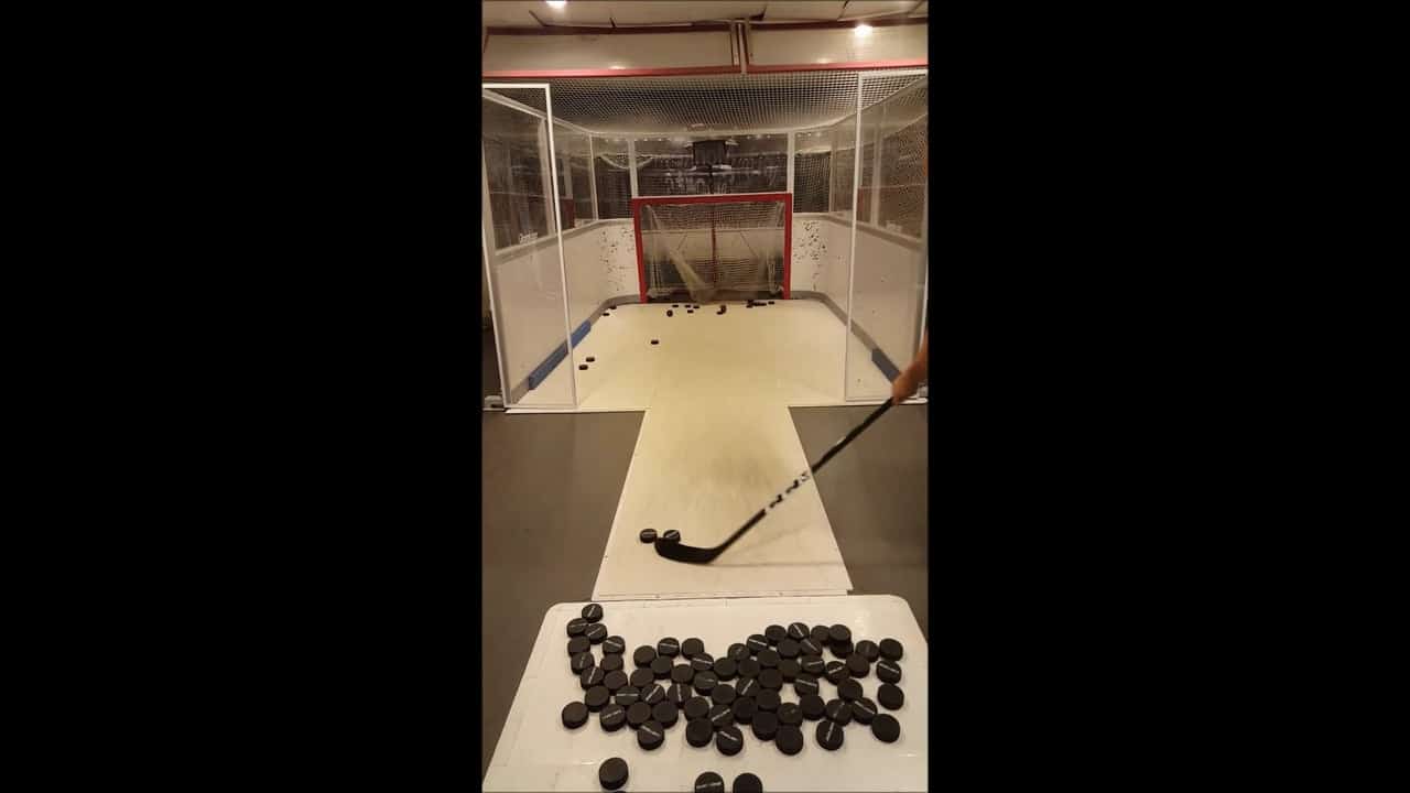 Europas größter Online-Shop für Hockey Equipment installiert Glice® Slapshot Stations basierend auf Glice® synthetischem Eis in schwedischen Flagshipstores