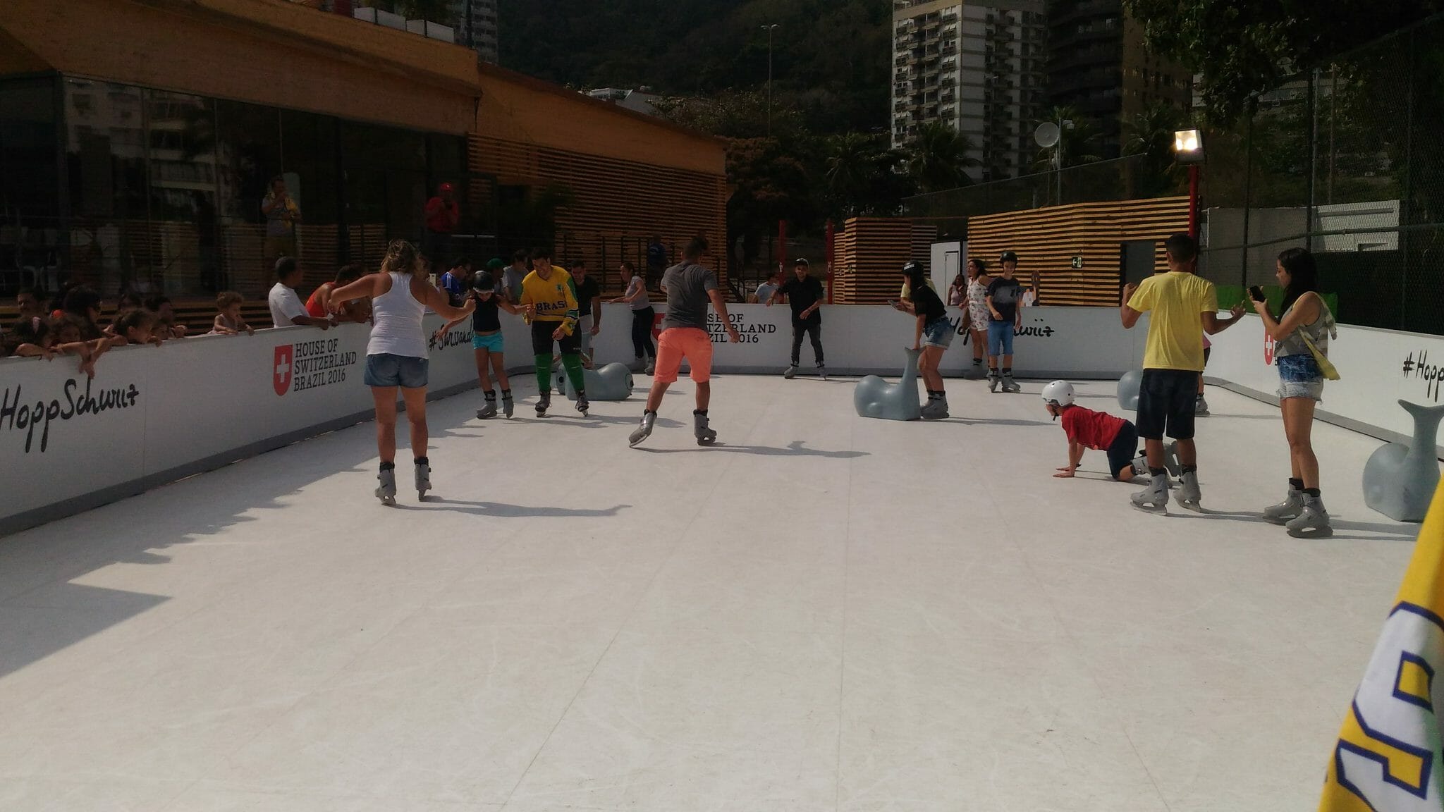 A pista de gelo sintético vem ao Brasil!