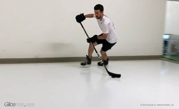 “Man skated sehr gut auf Glice®!“ – NHL Superstar Roman Josi nutzt Glice® synthetisches Eisfeld für sein Training