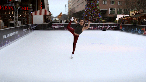 Patricia Kühne figure skating on synthetic ice