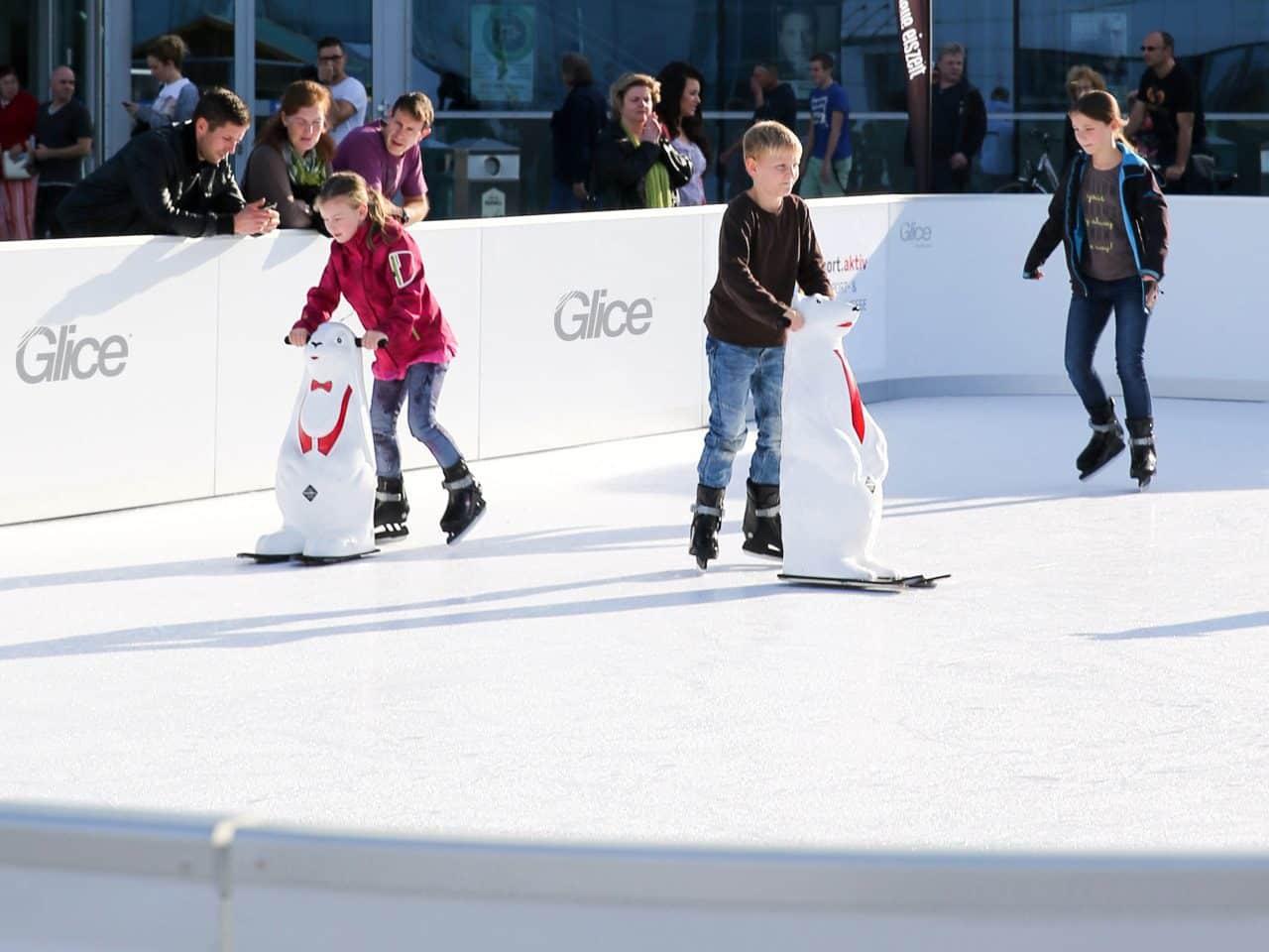 Synthetic Ice Rink for Leisure Glice® Buy or Rent