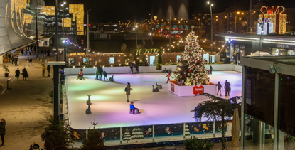 A Skating Spectacle Draws Crowds and Cheers at the Mall of Switzerland